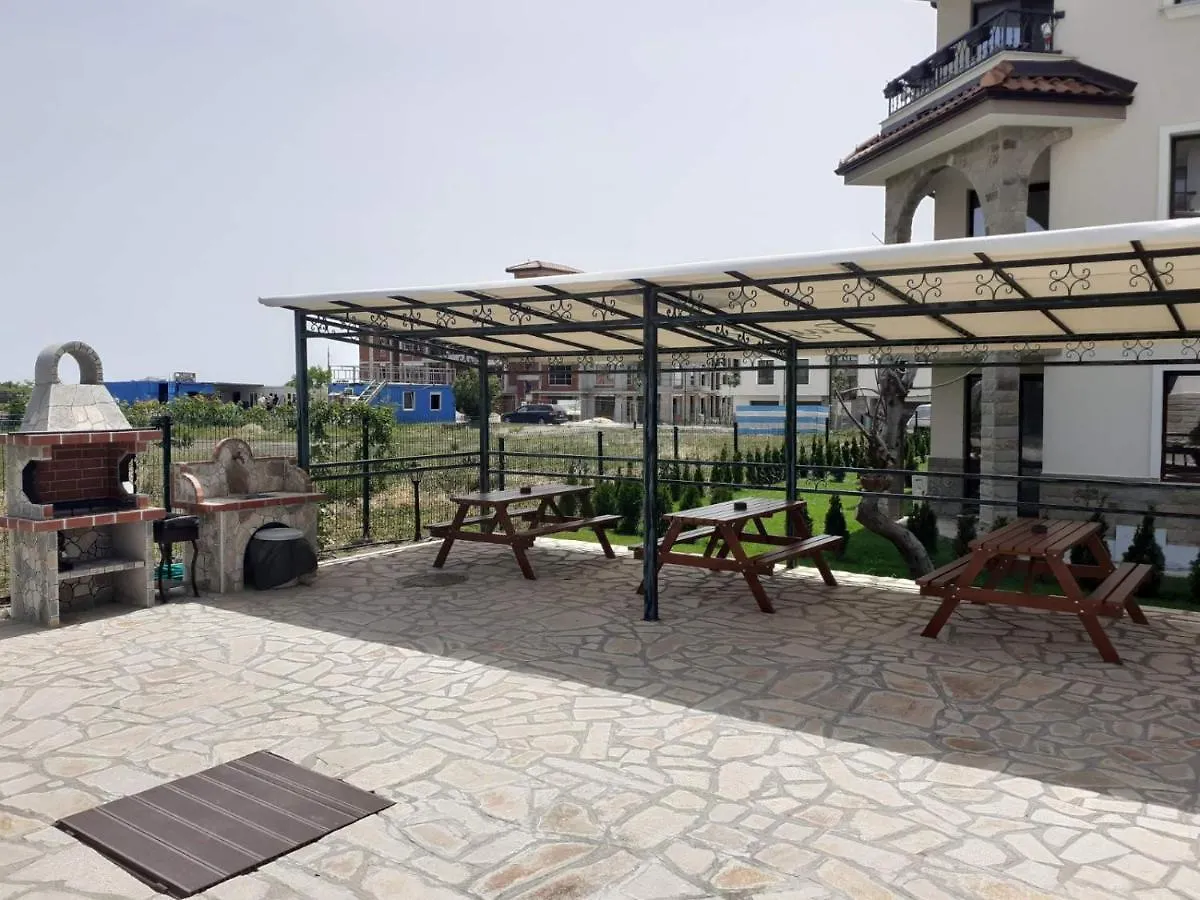 Bayview Apartments Burgas